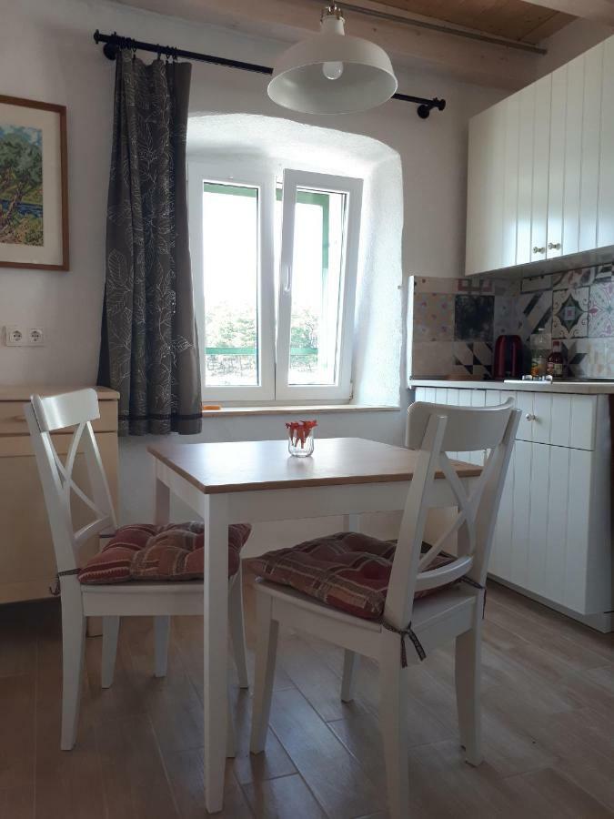 House At The Seafront Apartment Стари Град Екстериор снимка